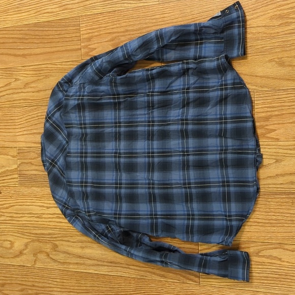 American Eagle Vintage Fit 100% cotton blue and black plaid snap-front shirt, XL - Picture 4 of 5